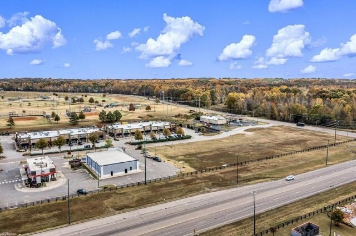 Picture of Residential Land For Sale in Jackson, Tennessee, United States