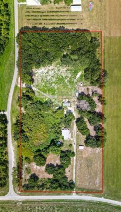 Residential Land For Sale in Dade City, Florida