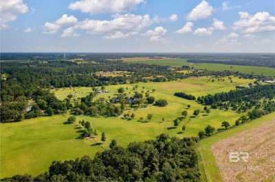 Home For Sale in Robertsdale, Alabama