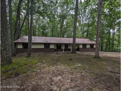 Home For Sale in Jamestown, Tennessee