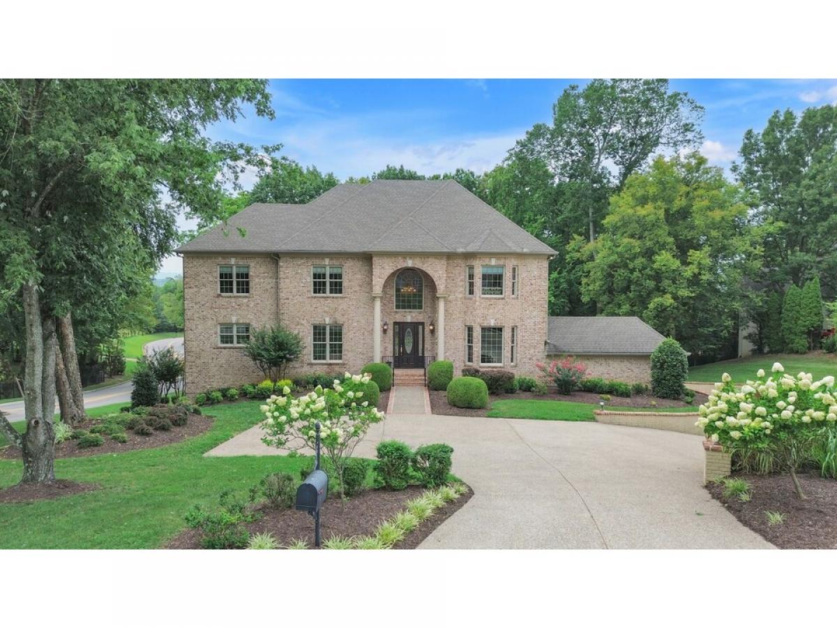 Picture of Home For Sale in Brentwood, Tennessee, United States