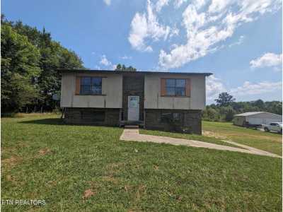 Home For Sale in Wartburg, Tennessee