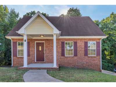 Home For Sale in Clarksville, Tennessee