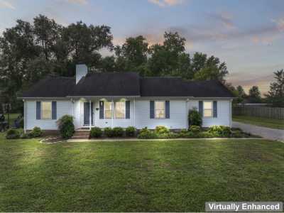 Home For Sale in Murfreesboro, Tennessee