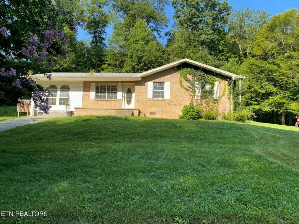 Picture of Home For Sale in Helenwood, Tennessee, United States