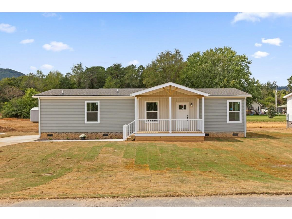 Picture of Home For Sale in Dunlap, Tennessee, United States