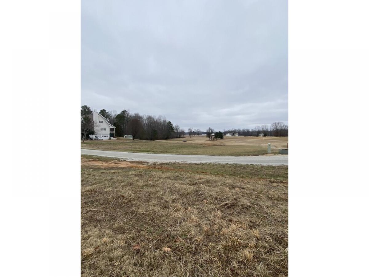 Picture of Residential Land For Sale in Decaturville, Tennessee, United States