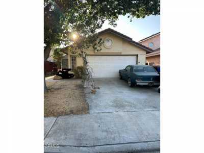 Home For Sale in Fontana, California