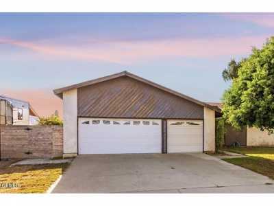 Home For Sale in Camarillo, California