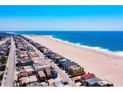 Home For Sale in Oxnard, California