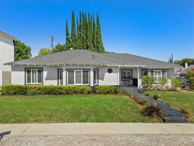 Home For Sale in Sherman Oaks, California