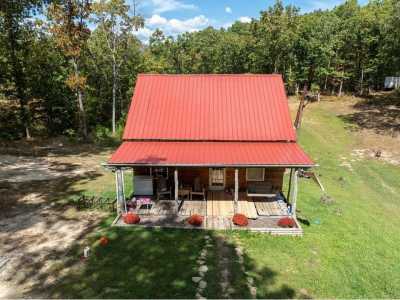 Home For Sale in Dunlap, Tennessee