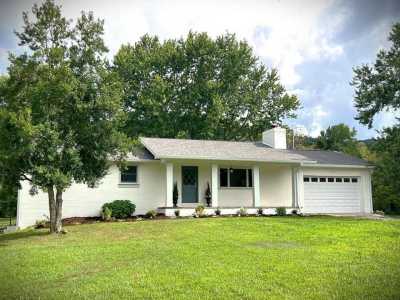 Home For Sale in Livingston, Tennessee