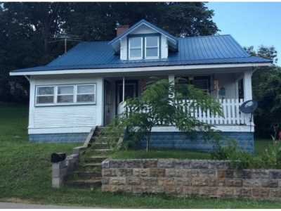 Home For Rent in Sparta, Tennessee