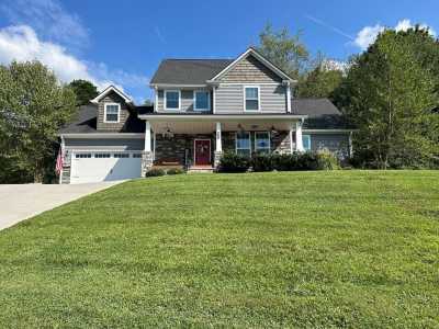 Home For Sale in Knoxville, Tennessee