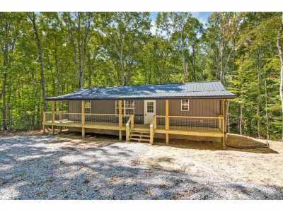 Home For Sale in Jamestown, Tennessee