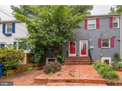 Home For Rent in Alexandria, Virginia