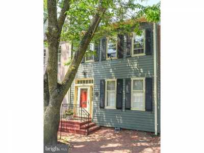 Home For Sale in Alexandria, Virginia