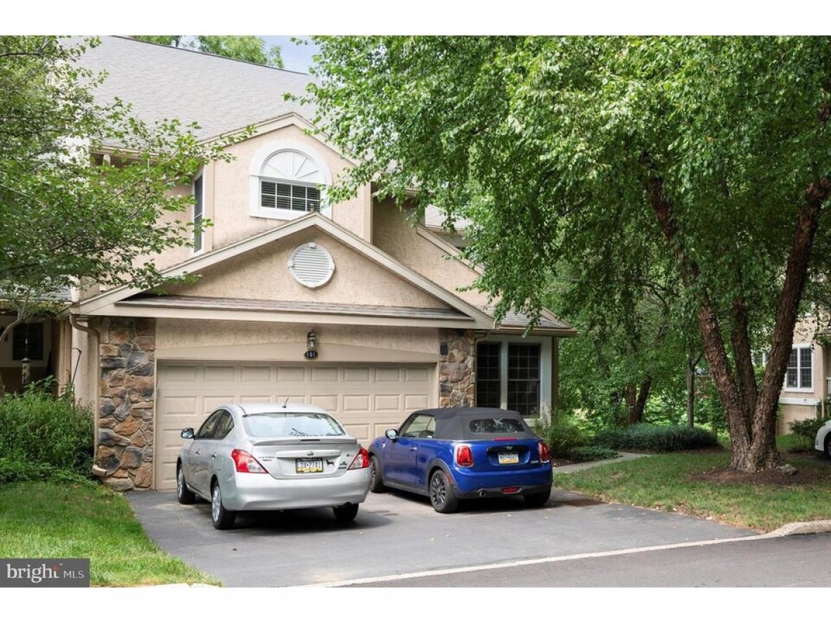 Picture of Home For Sale in Elkins Park, Pennsylvania, United States