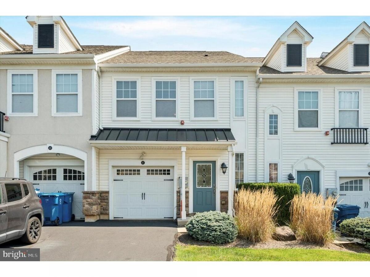 Picture of Home For Sale in Wyncote, Pennsylvania, United States