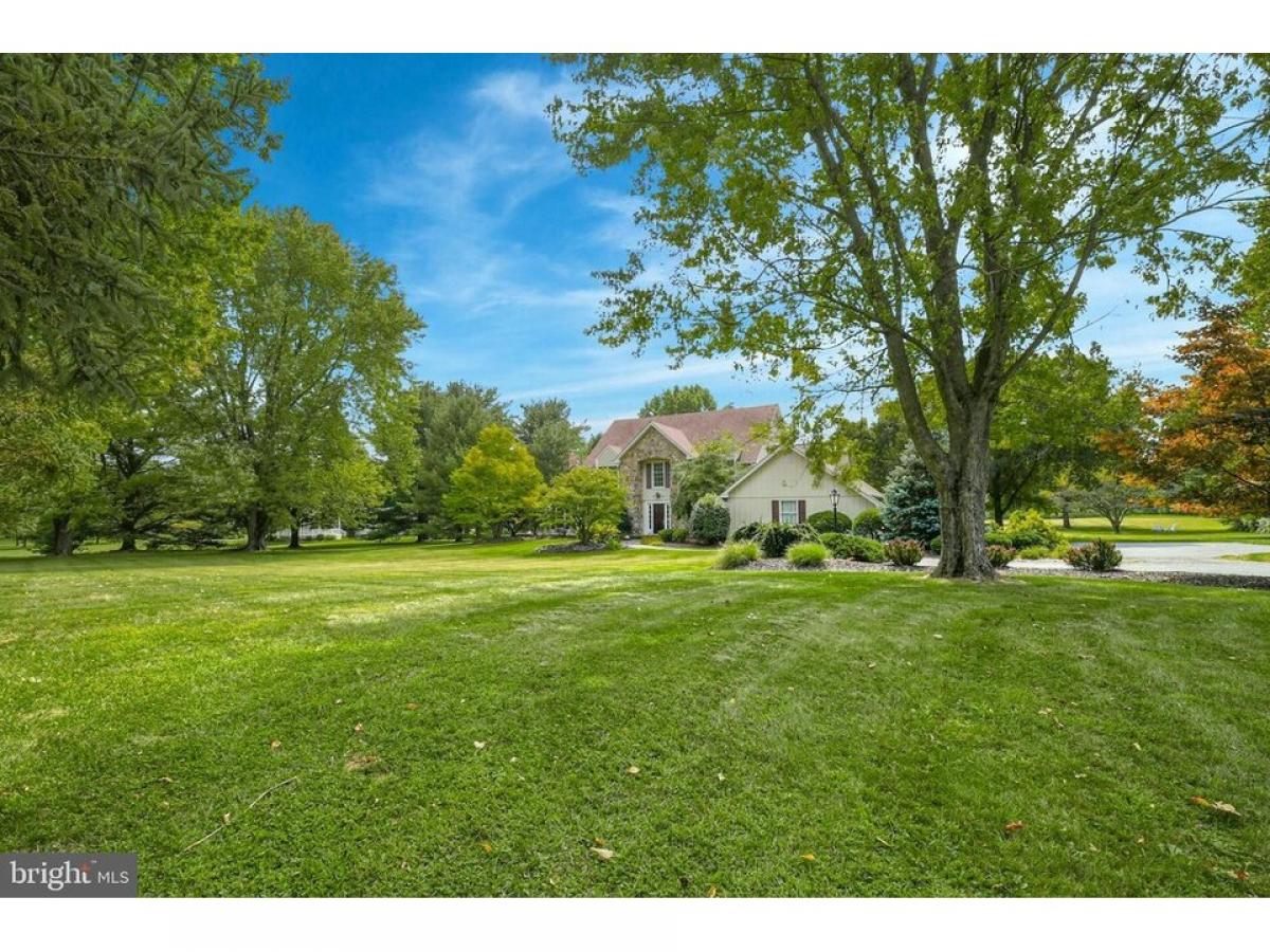 Picture of Home For Sale in Bethlehem, Pennsylvania, United States