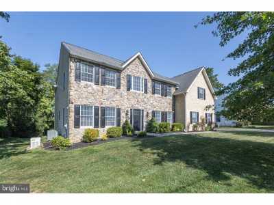 Home For Sale in Yardley, Pennsylvania