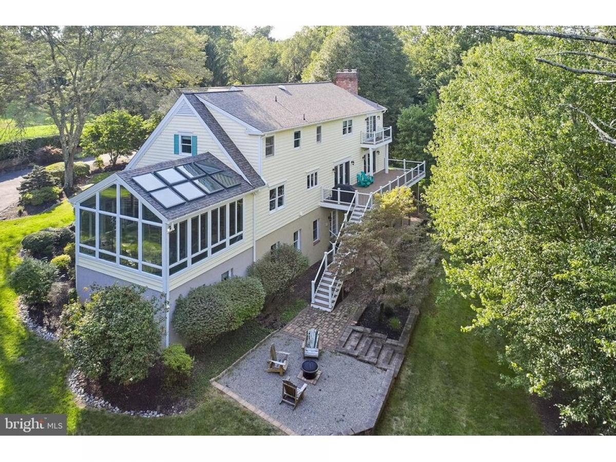 Picture of Home For Sale in Washington Crossing, Pennsylvania, United States