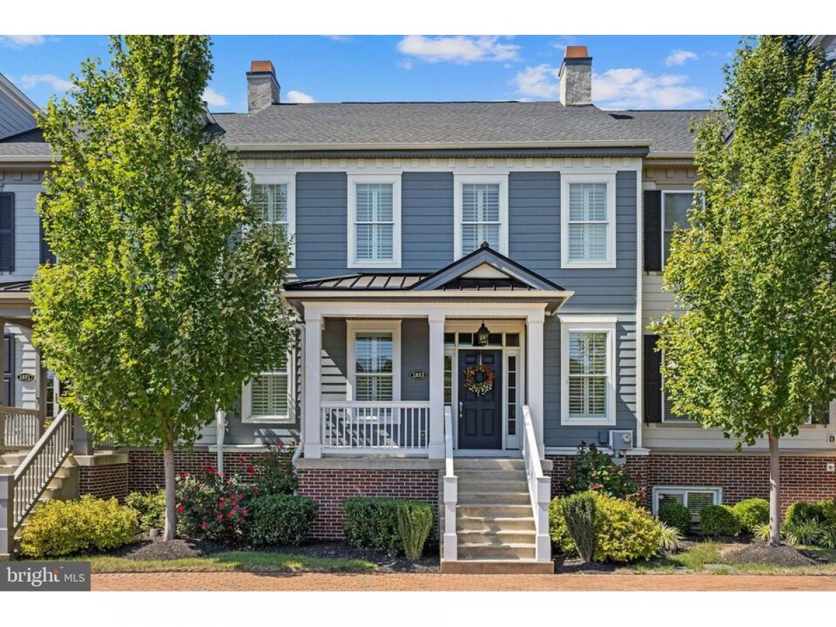 Picture of Home For Sale in Yardley, Pennsylvania, United States