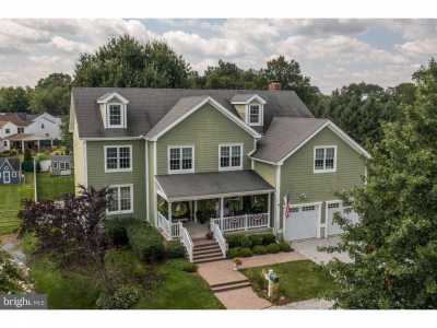 Home For Sale in Marlton, New Jersey