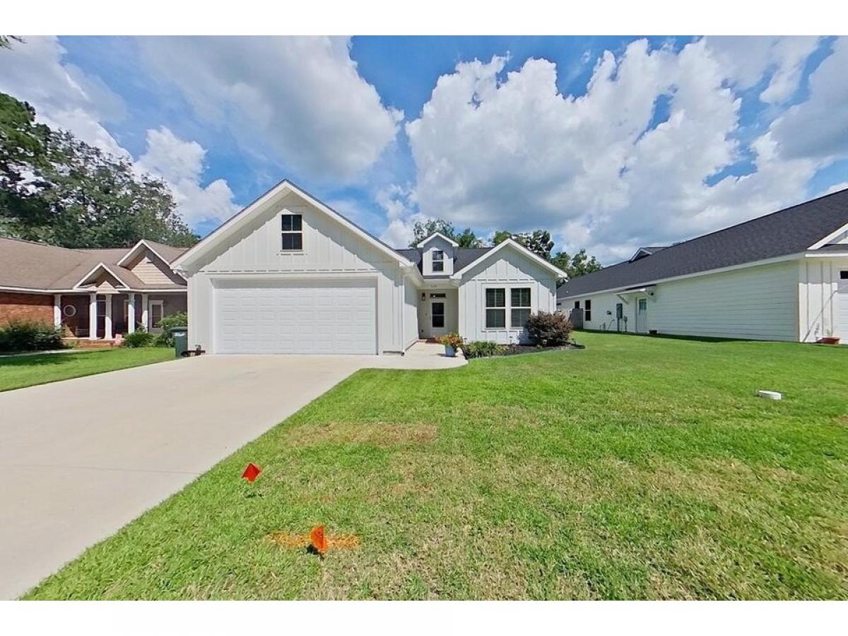 Picture of Home For Sale in Thomasville, Georgia, United States