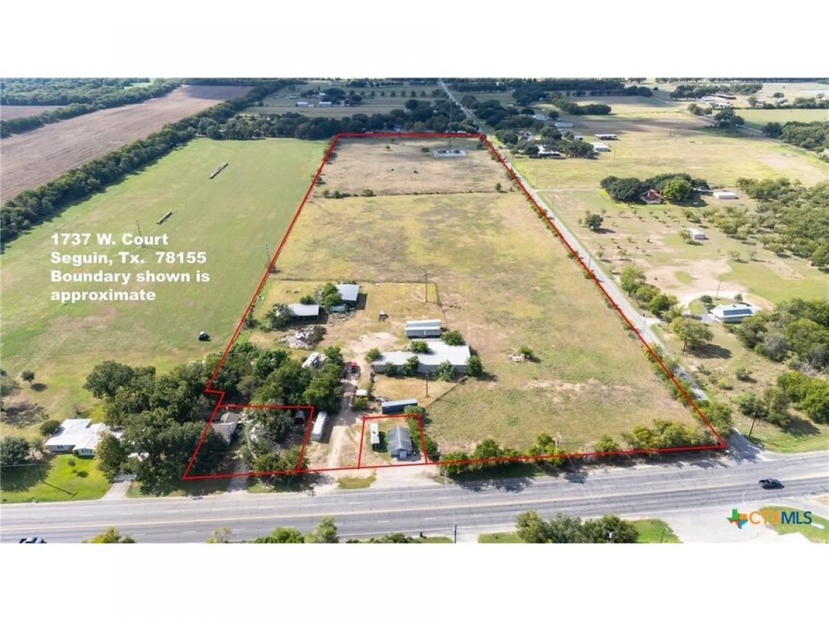 Picture of Residential Land For Sale in Seguin, Texas, United States