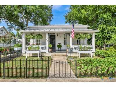 Home For Sale in New Braunfels, Texas