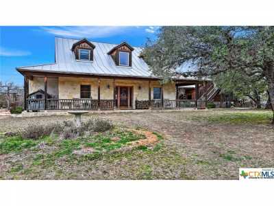 Home For Sale in Fredericksburg, Texas