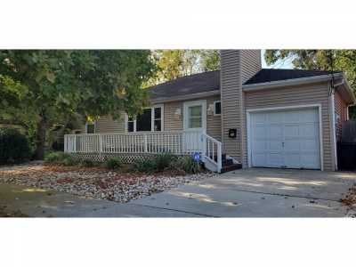 Home For Sale in Northfield, New Jersey