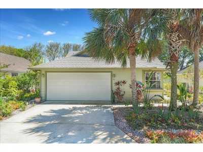 Home For Sale in Palm Coast, Florida