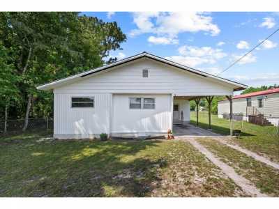 Home For Sale in Palatka, Florida