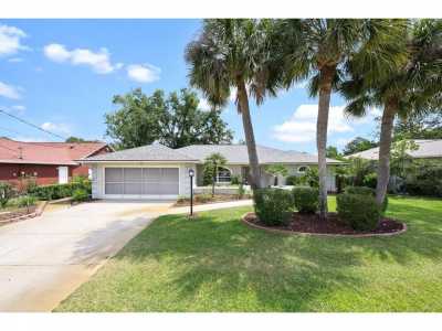 Home For Sale in Palm Coast, Florida