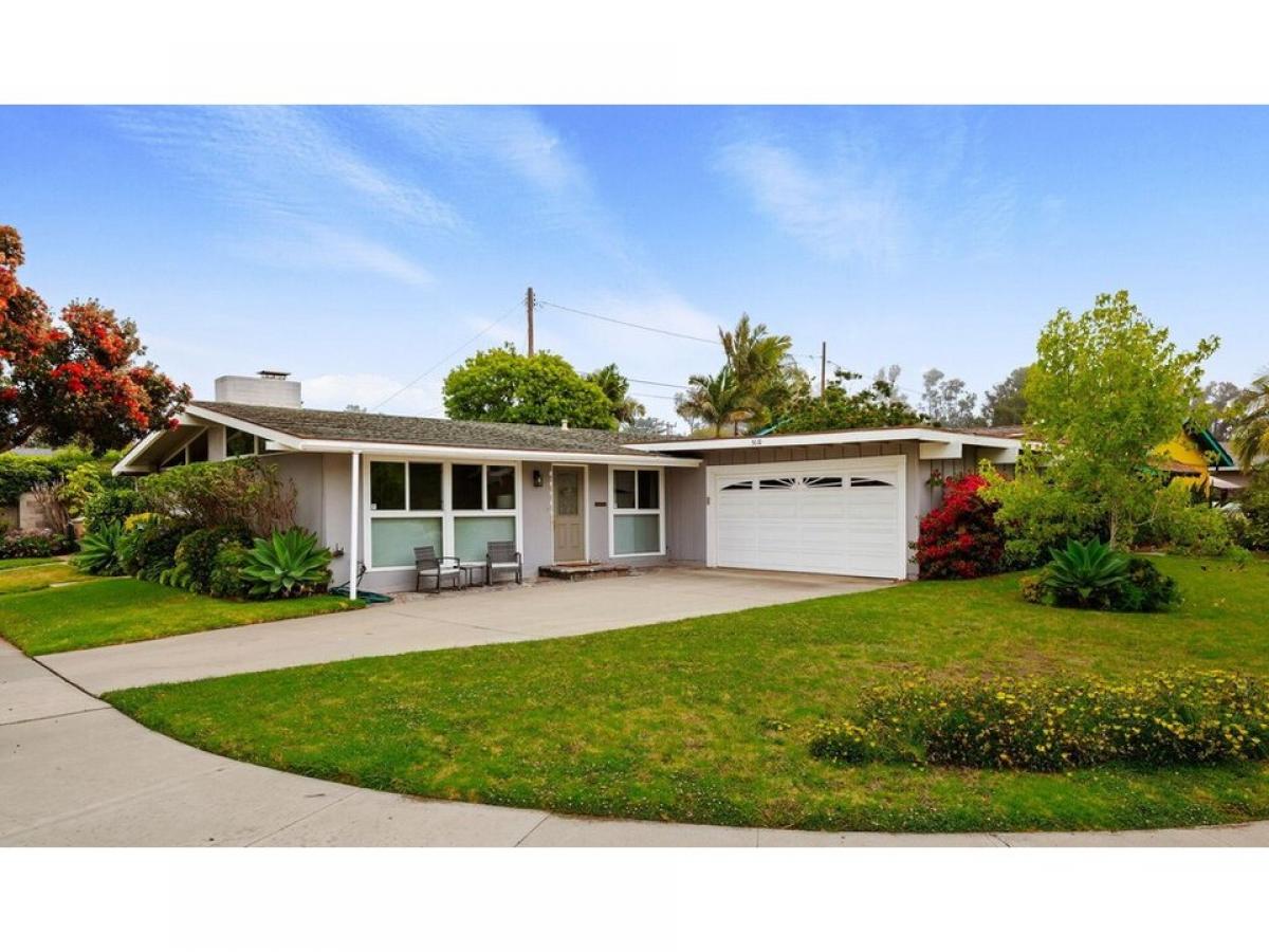 Picture of Home For Sale in Carpinteria, California, United States