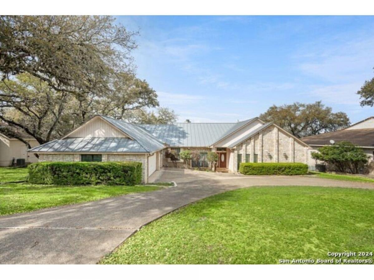 Picture of Home For Sale in Fair Oaks Ranch, Texas, United States