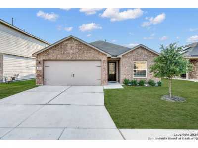 Home For Sale in Von Ormy, Texas