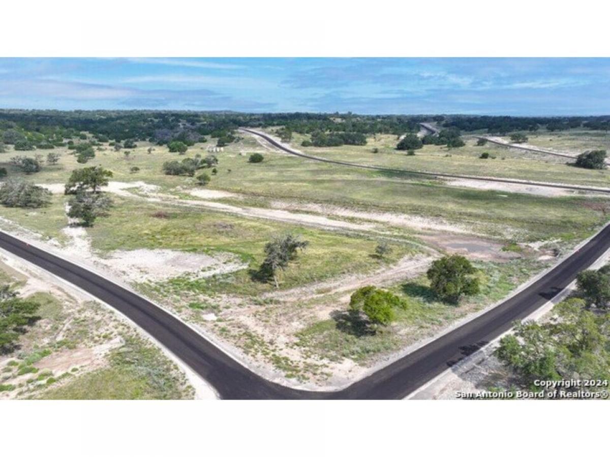 Picture of Residential Land For Sale in Fredericksburg, Texas, United States