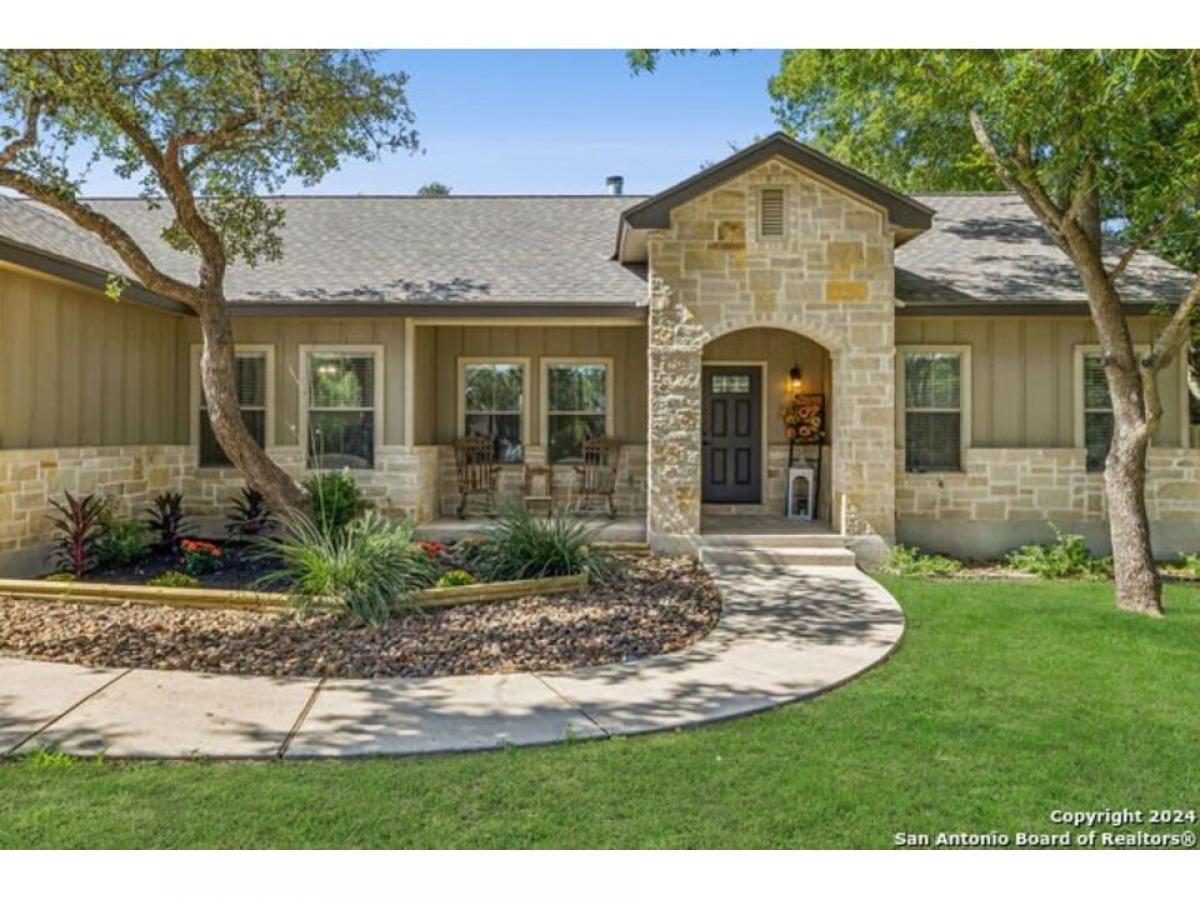 Picture of Home For Sale in Boerne, Texas, United States