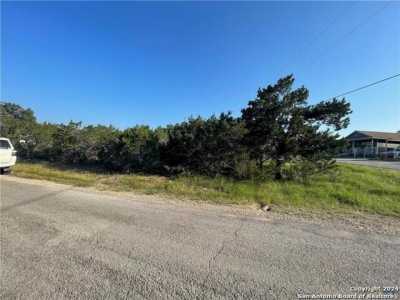 Residential Land For Sale in Canyon Lake, Texas