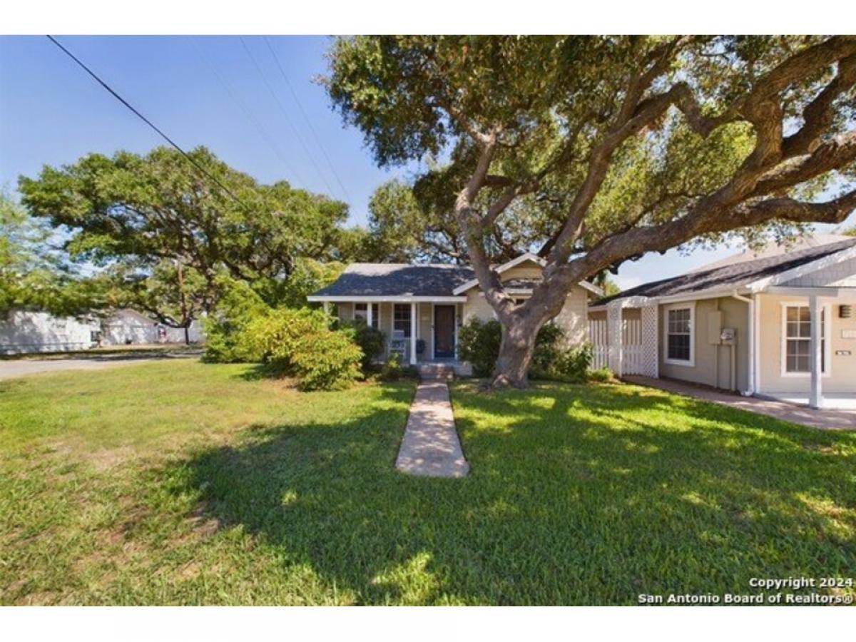 Picture of Home For Sale in Rockport, Texas, United States