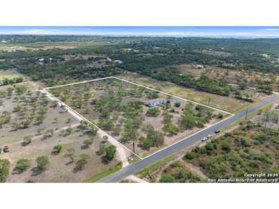 Residential Land For Sale in Castroville, Texas