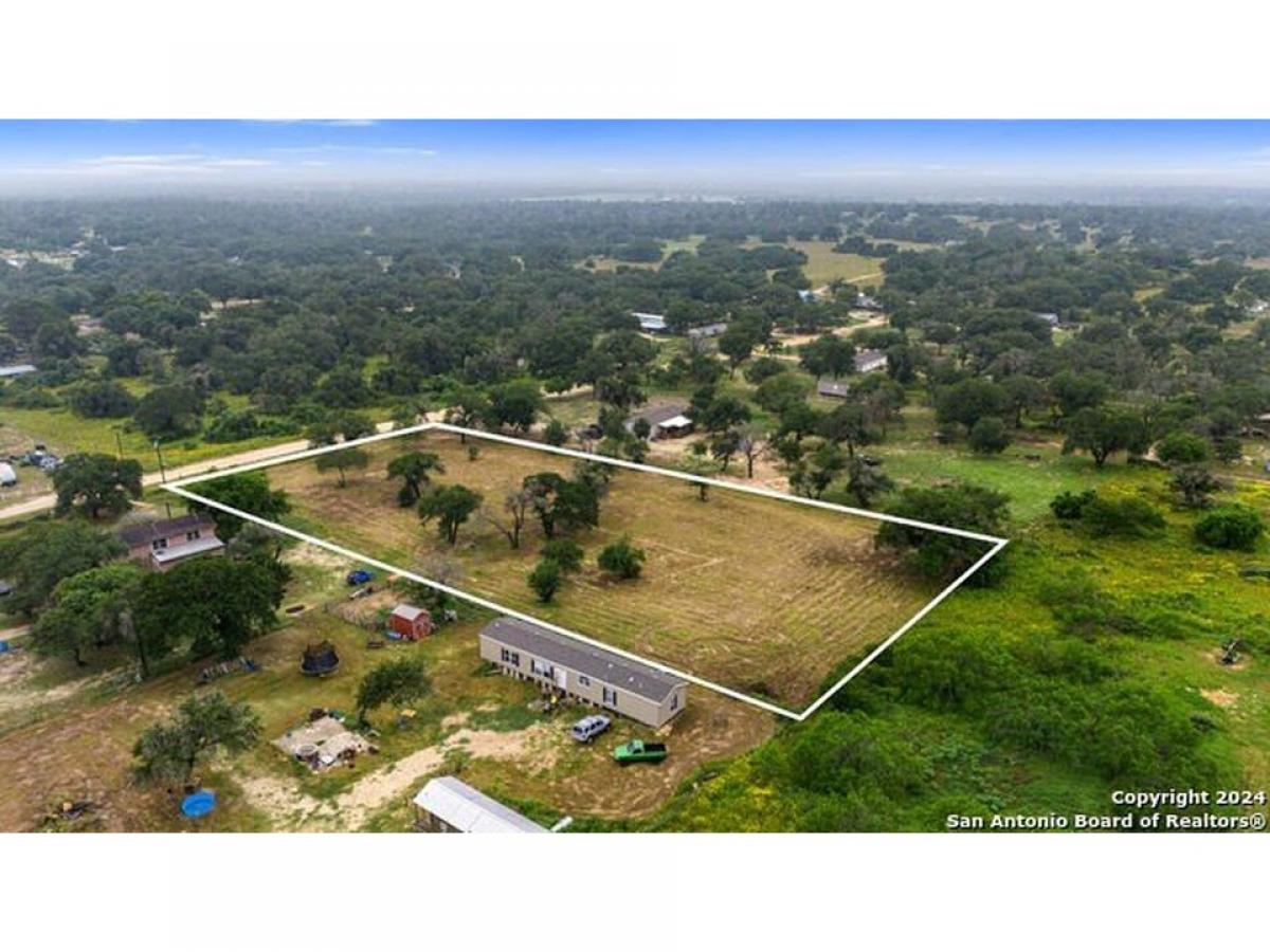 Picture of Residential Land For Sale in Somerset, Texas, United States