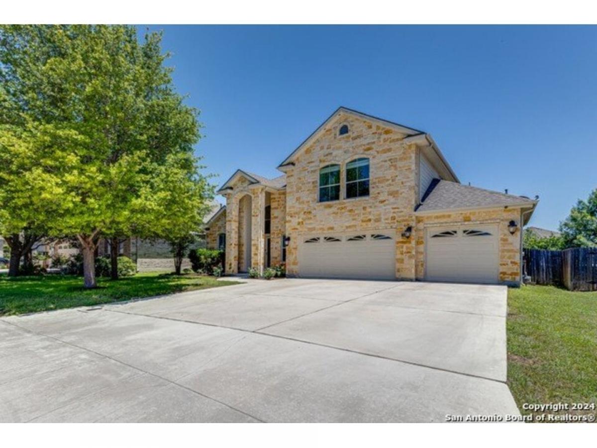 Picture of Home For Sale in Converse, Texas, United States