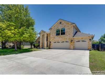 Home For Sale in Converse, Texas