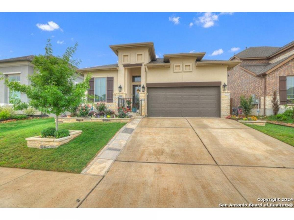 Picture of Home For Sale in San Marcos, Texas, United States