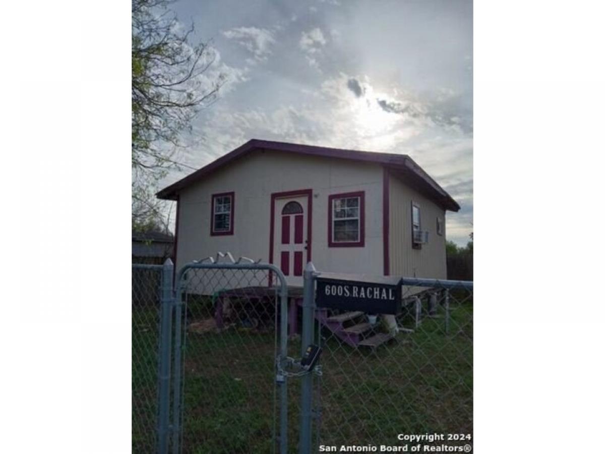 Picture of Home For Sale in Sinton, Texas, United States